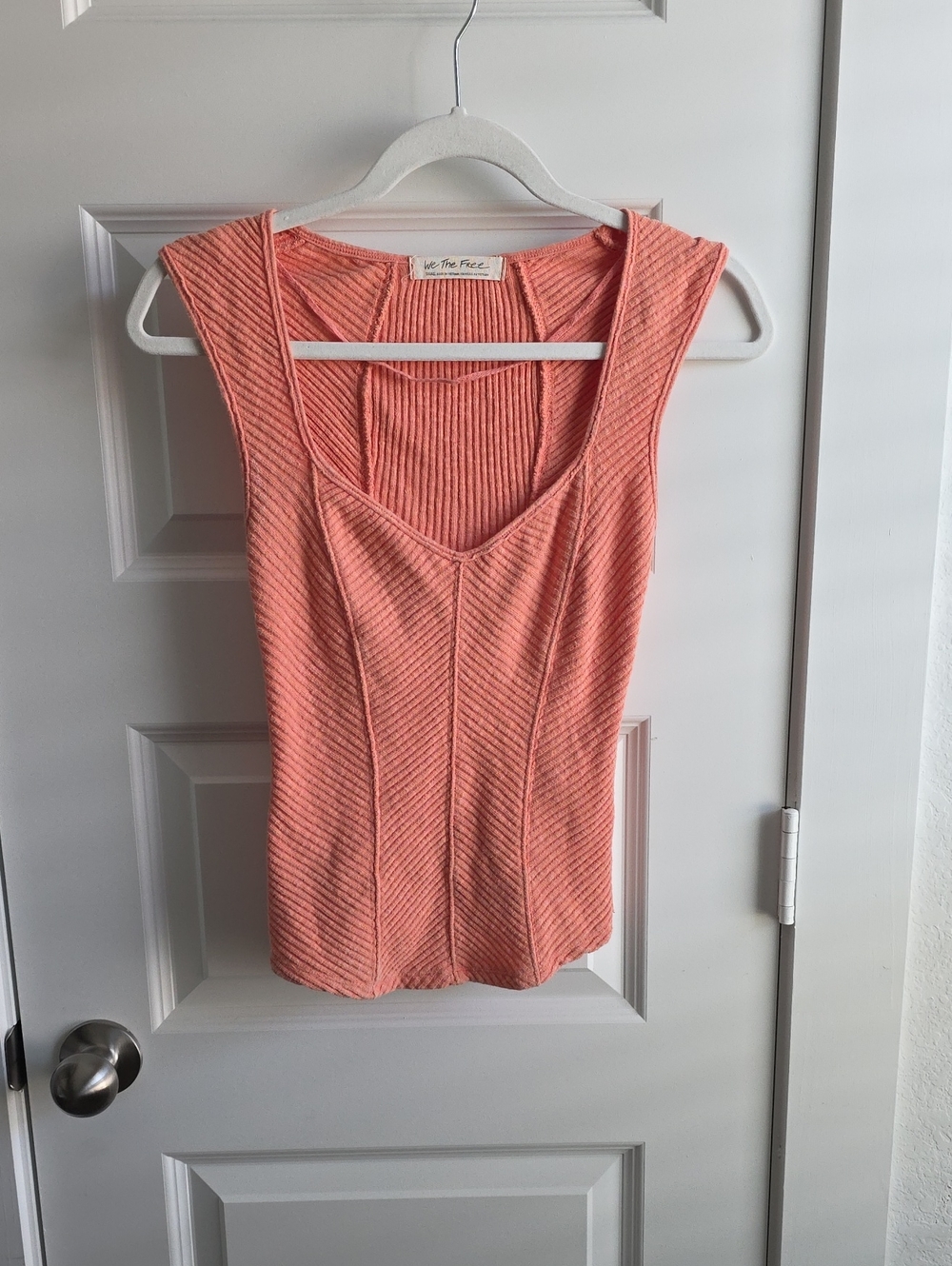We The Free Coral Ribbed V-Neck Tank Top Small G039